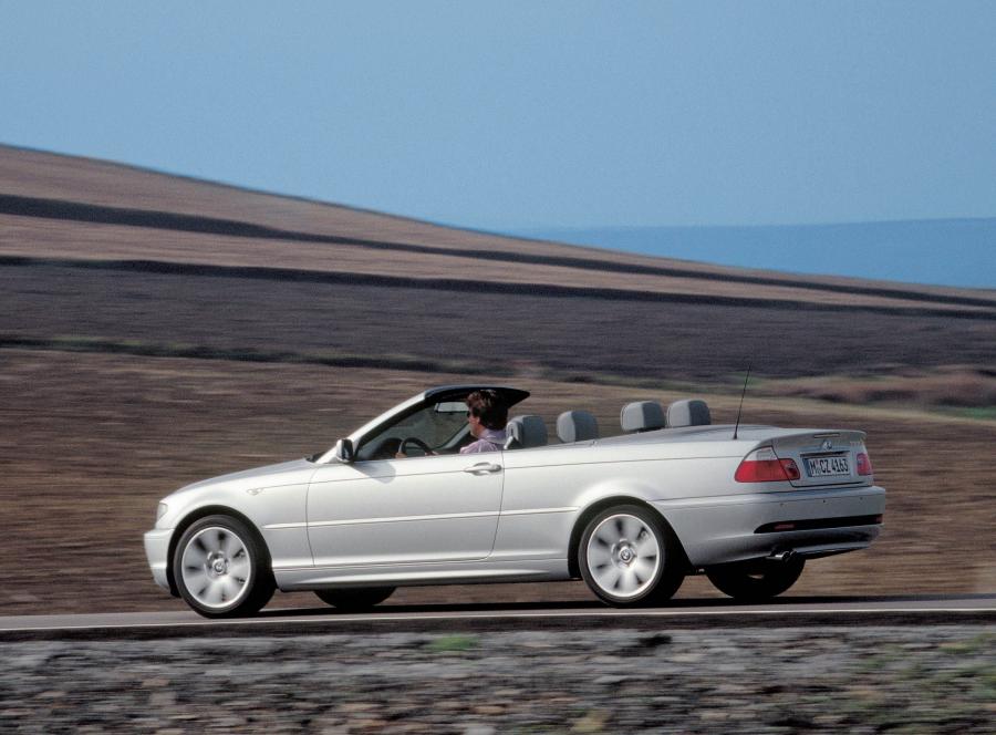  BMW 3-Series Convertible 2003 года  (фото 13 из 17)